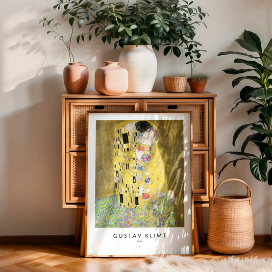 gustav_klimt_the_kiss_1907_n134_4